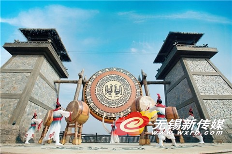 钟万亿_全国旅游收入破万亿(3)